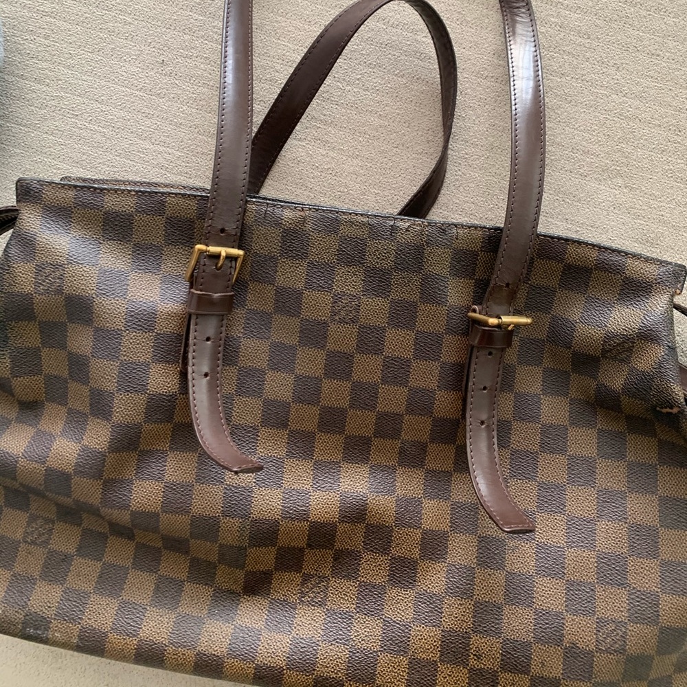 Authentic Used Louis Vuitton Chelsea Bag